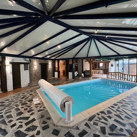 Rigolet Maison En Ville Avec Piscine Interieure Le Controis-en-Sologne 외부 사진